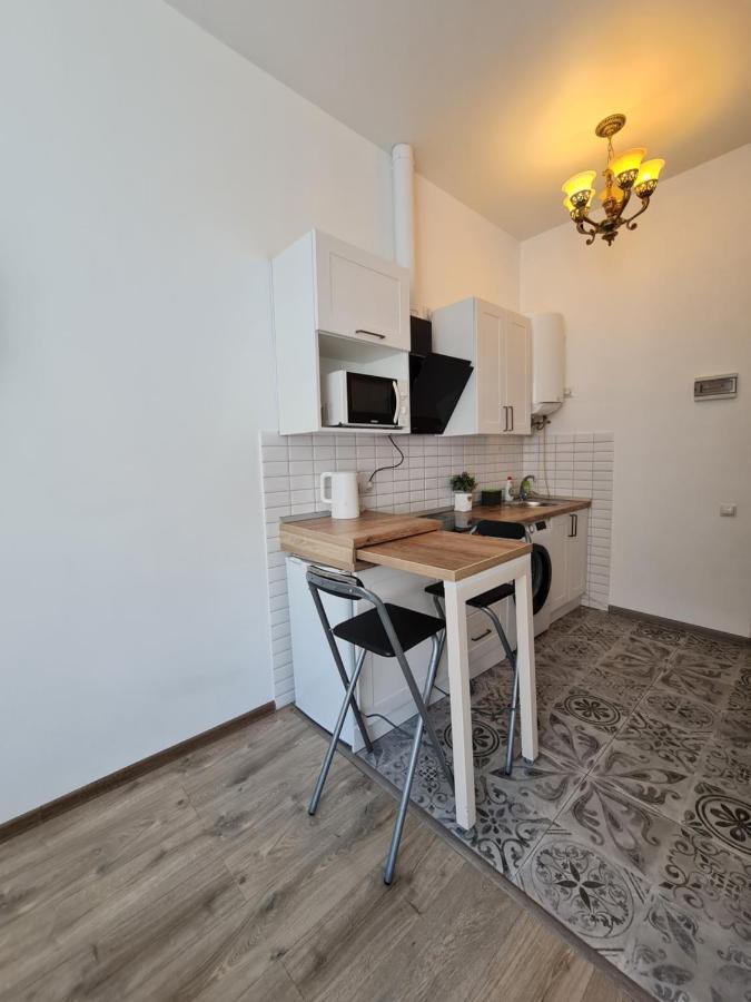 Студіо Личаківська 19 Lviv Extérieur photo